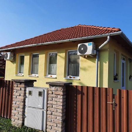 Ponty Orsó Vendégház Nagybaracska Kültér fotó