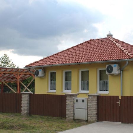Ponty Orsó Vendégház Nagybaracska Kültér fotó