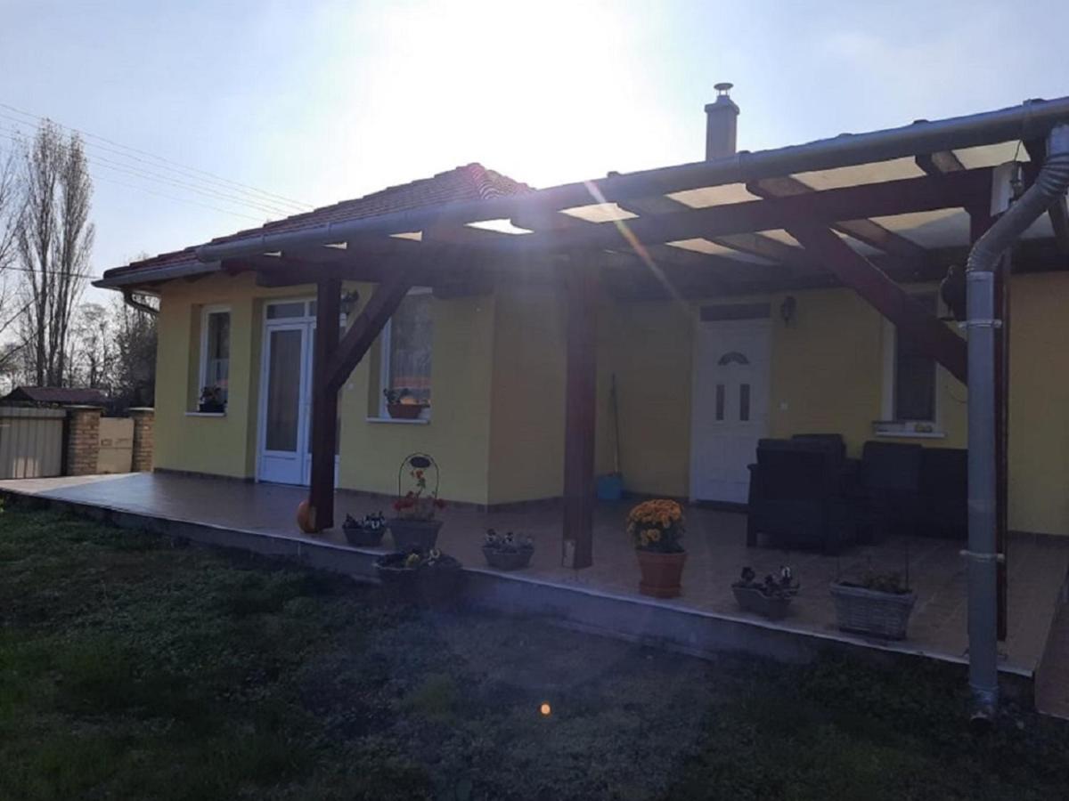 Ponty Orsó Vendégház Nagybaracska Kültér fotó